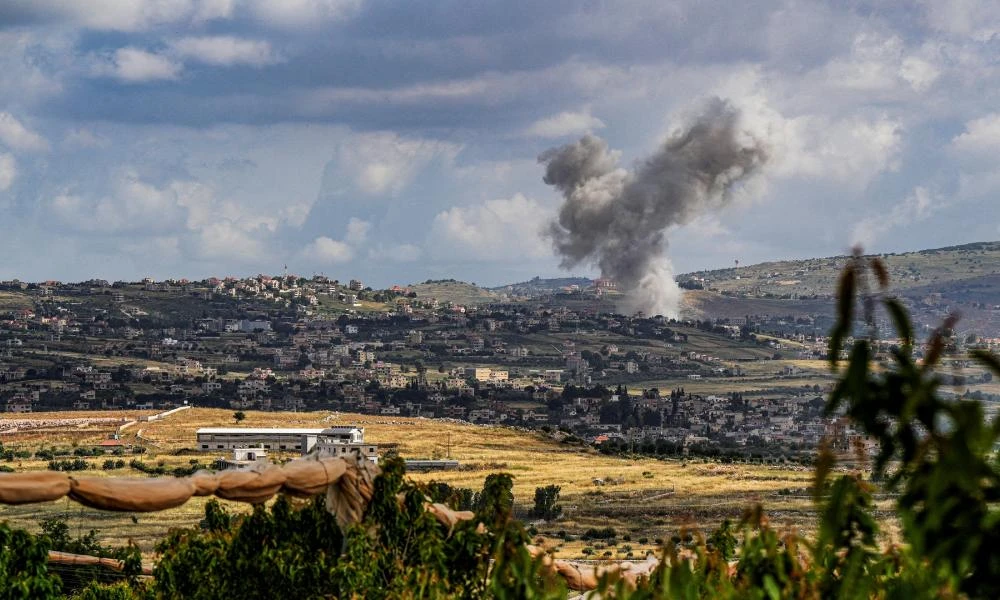 Συρία: Νεκρός στρατιώτης και άλλοι 7 τραυματίες στους ισραηλινούς βομβαρδισμούς